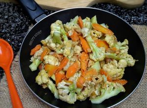 Foto resep Cah Kembang Kol & Wortel