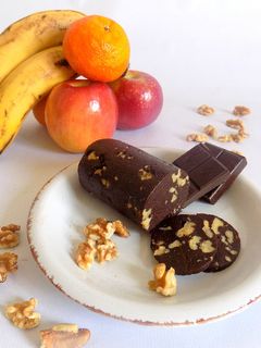 Una foto de Salami de chocolate fácil y nutritivo