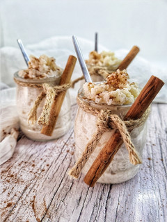Una foto de Arroz con leche en microondas