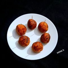 A picture of Qeema Aloo Pops In Appe Pan.