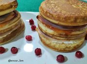 Una foto de pancakes sin harina ni avena