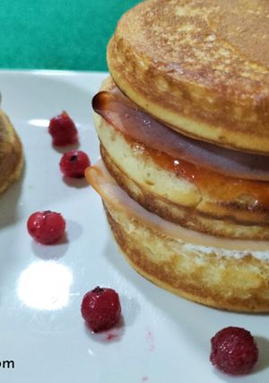 Una foto de Sándwich especial con pancakes en airfryer