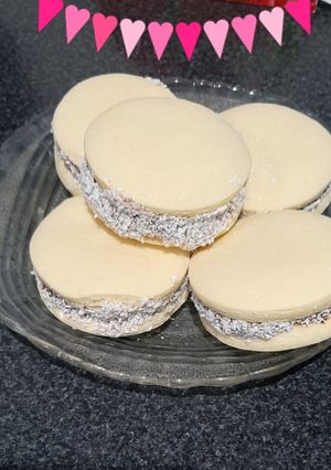 Una foto de Alfajorcitos de maicena 😋