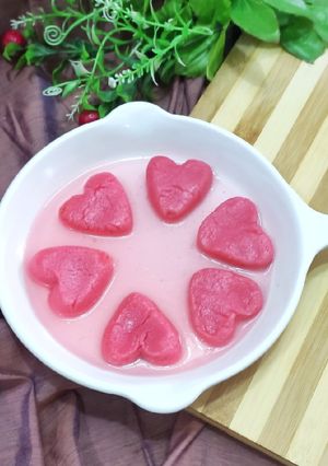 रोज़ रसगुल्ला हार्ट शेप में(Rose rasgulla heart shape me recipe in Hindi) रेसिपी मुख्य फोटो