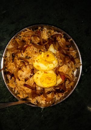 एग फ्राइड राइस रेसिपी मुख्य फोटो