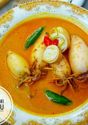 Foto resep Gulai cumi isi tahu