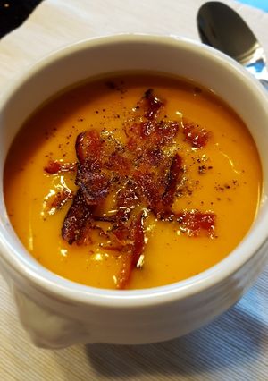 Egyszerű sütőtökkrémleves recept fotója