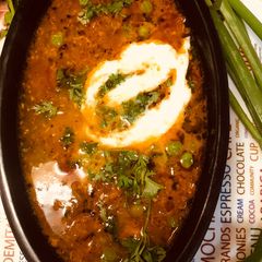 A picture of Hara Choliya (green peas) Curry.