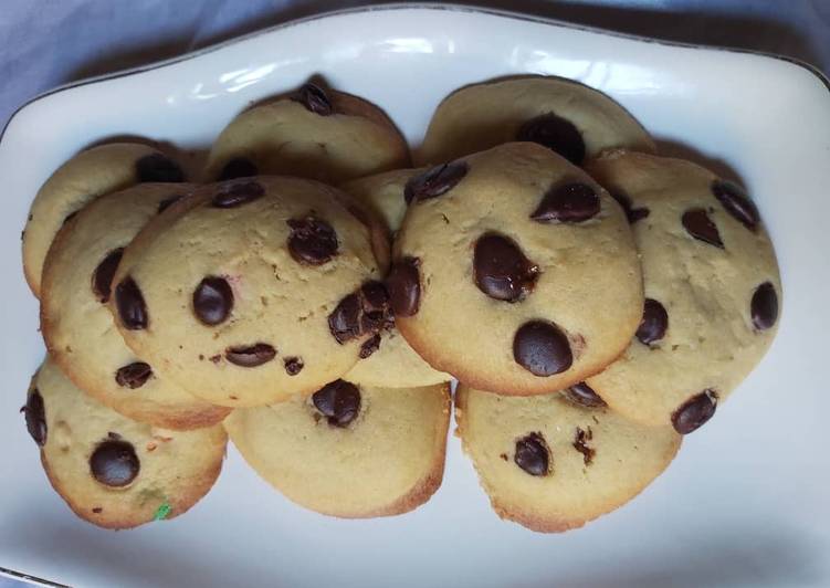 Step-by-Step Guide to Make Favorite Eclais Chocolate chip cookies