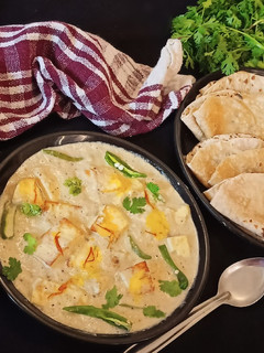 નવાબી પનીર કોરમા અવધી સ્ટાઈલ (Nawabi Paneer Korma Awadhi Style Recipe In Gujarati) રેસીપી મુખ્ય ફોટો