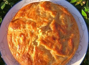 Foto di Torta soffice con confettura di pere🥧🍐😋