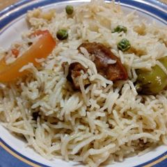 A picture of Leftover Aloo gosht sy rice banain.
