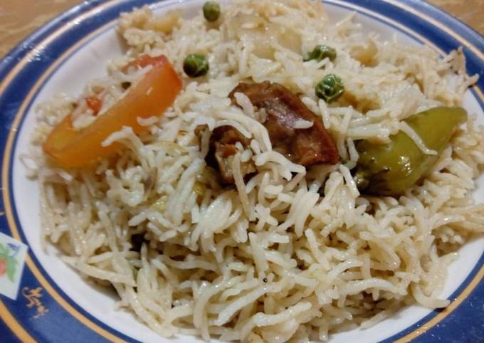 Simple Way to Make Homemade Leftover Aloo gosht sy rice banain