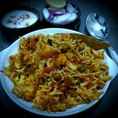 A picture of Instant biryani.