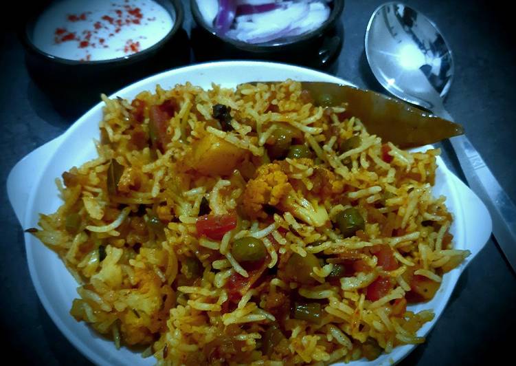 How to Prepare Favorite Instant biryani