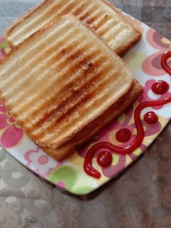 स्टफ्ड मलाई वैज़ीस चीज़ ग्रिल्ड सैंडविच (malai vegies chees grilled sandwich recipe in hindi) रेसिपी मुख्य फोटो