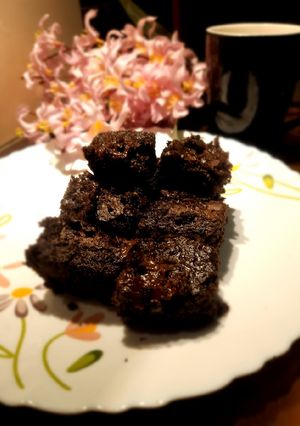 চকলেট ওয়ালনাট ব্রাউনি (chocolate brownie recipe in Bengali) রেসিপির প্রধান ছবি