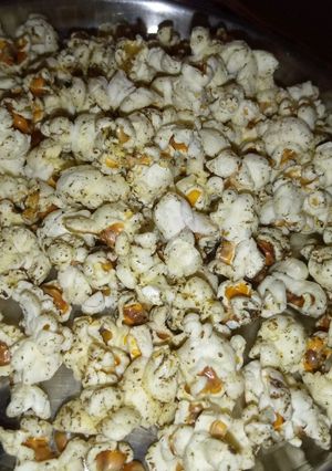પાણી પૂરી પોપકોર્ન (Panipuri Pop Corn Recipe In Gujarati) રેસીપી મુખ્ય ફોટો