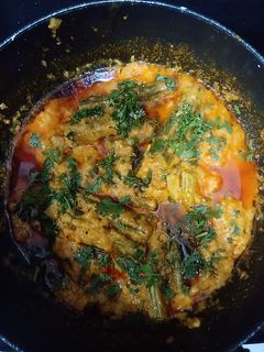 સરગવાની શીંગ નું શાક (Saragva Shing Shak Recipe In Gujarati) રેસીપી મુખ્ય ફોટો