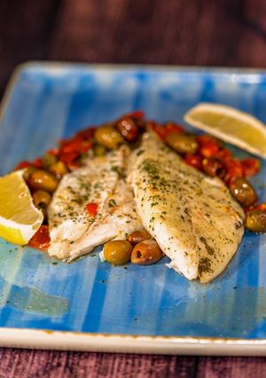 Foto di Pesce San Pietro al Vapore alla Mediterranea