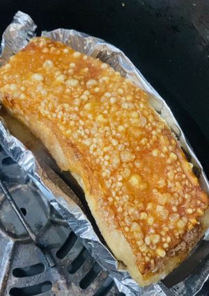 Hình của món Ba chỉ quay nổ bì.