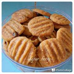 รูปของ Kue Kering Kurma (Dates Cookies)