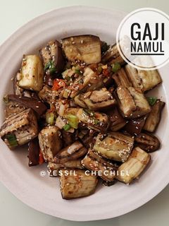 Foto resep Gaji Namul (Korean eggplant side dish)