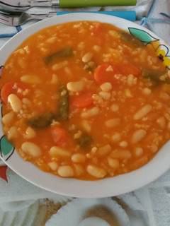 Una foto de Potaje de judías blancas con arroz