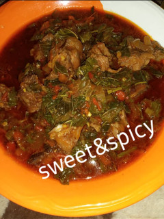 A picture of Sweet beef spinach.