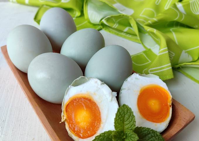 Resep Telur Asin 3 Bahan Oleh Tri Yunianti Cookpad