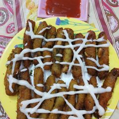 A picture of Crispy cheese potato finger.