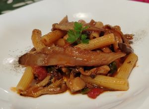 Foto di Sedani con Funghi Pleurotus e Pomodorini