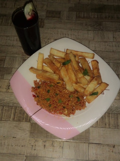 A picture of Yam chips with egg sauce.