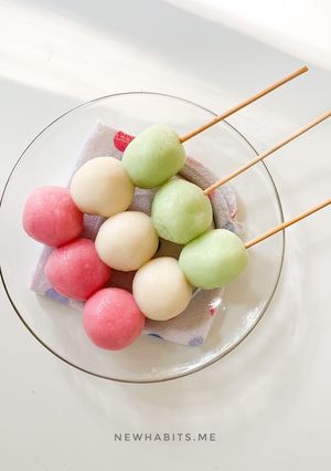 Foto resep Hanami dango | 113 kalori / tusuk | cemilan diet