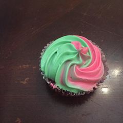 A picture of Fast and Easy Cupcakes.