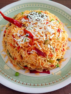 વેજ પનીર સેઝવાન રાઈસ (Veg Paneer Schezwan Rice Recipe In Gujarat રેસીપી મુખ્ય ફોટો