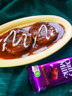 चॉकलेट शाही तुकडा (CHOCOLATE SHAHI TUKDA RECIPE IN MARATHI) रेसिपी चे मुख्य फोटो