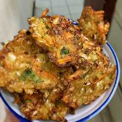 รูปของ Bakwan Sayur/Bala-bala tepung terigu instant