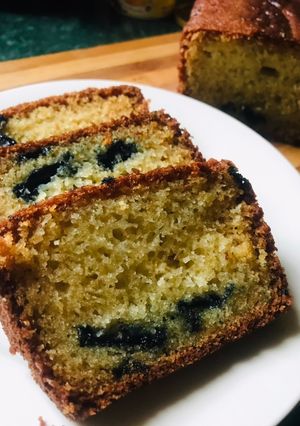 A picture of Blueberry Loaf 🫐 🍞.