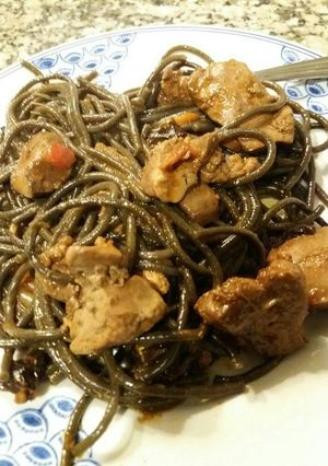 Foto principal de Pasta negra con higadito pollo
