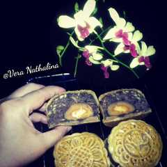 รูปของ Traditional Mooncake Baked