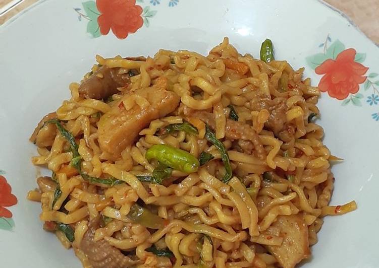 Mie Goreng Tumis