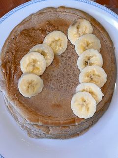 A picture of Banana Peanut Butter Pancakes.