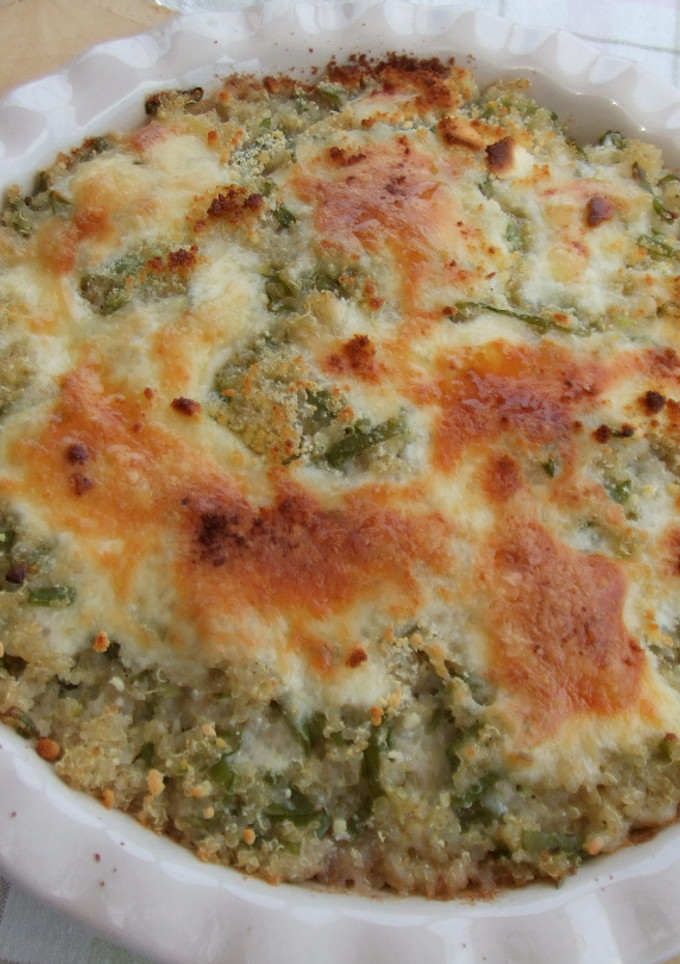 Una foto de Gratinado de lentejas caviar con quinoa y judías verdes