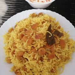 A picture of Rajasthani gatta pulav.