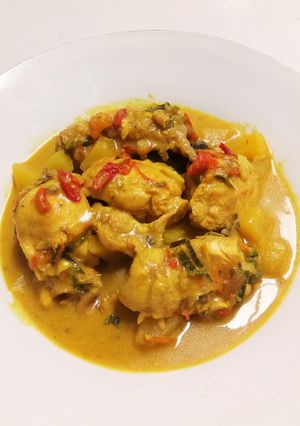 Foto resep OPOR AYAM KENTANG BUMBU KUNING PEDAS Ala Miss Imas🤗🌶
