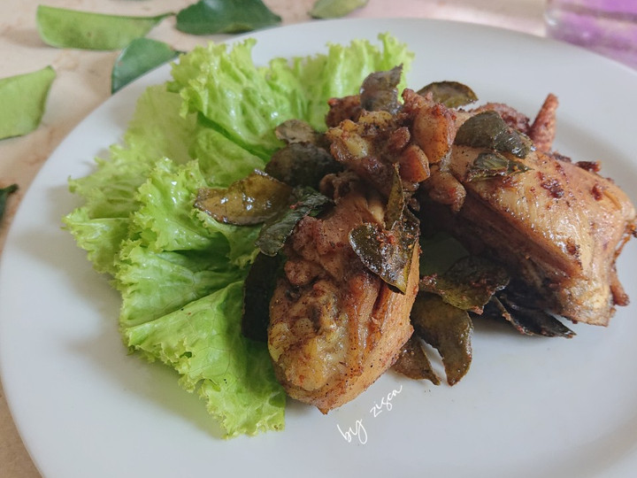 Ini dia! Resep praktis buat Ayam Ungkep Daun Jeruk  gurih