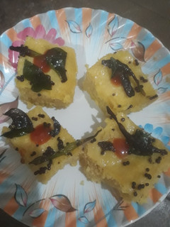 A picture of Dhokla.