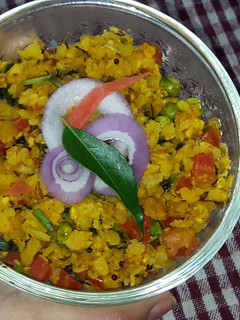 ओट्स पोहा रेसिपी (Oats poha recipe in Hindi) रेसिपी मुख्य फोटो