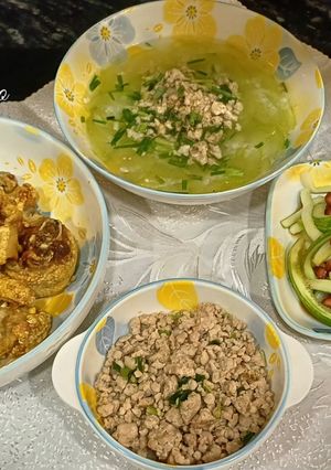 Hình của món Bữa cơm chiều.